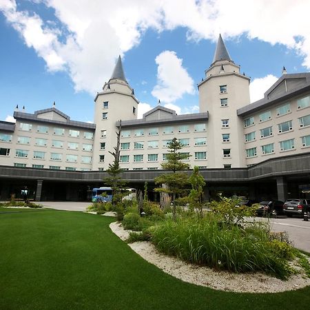 High1 Palace Hotel And Cc Jeongseon Exterior photo